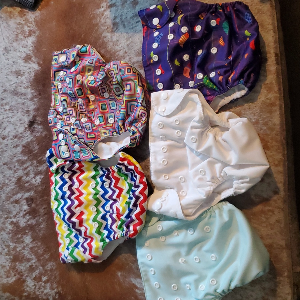 Set of 5 diaper covers